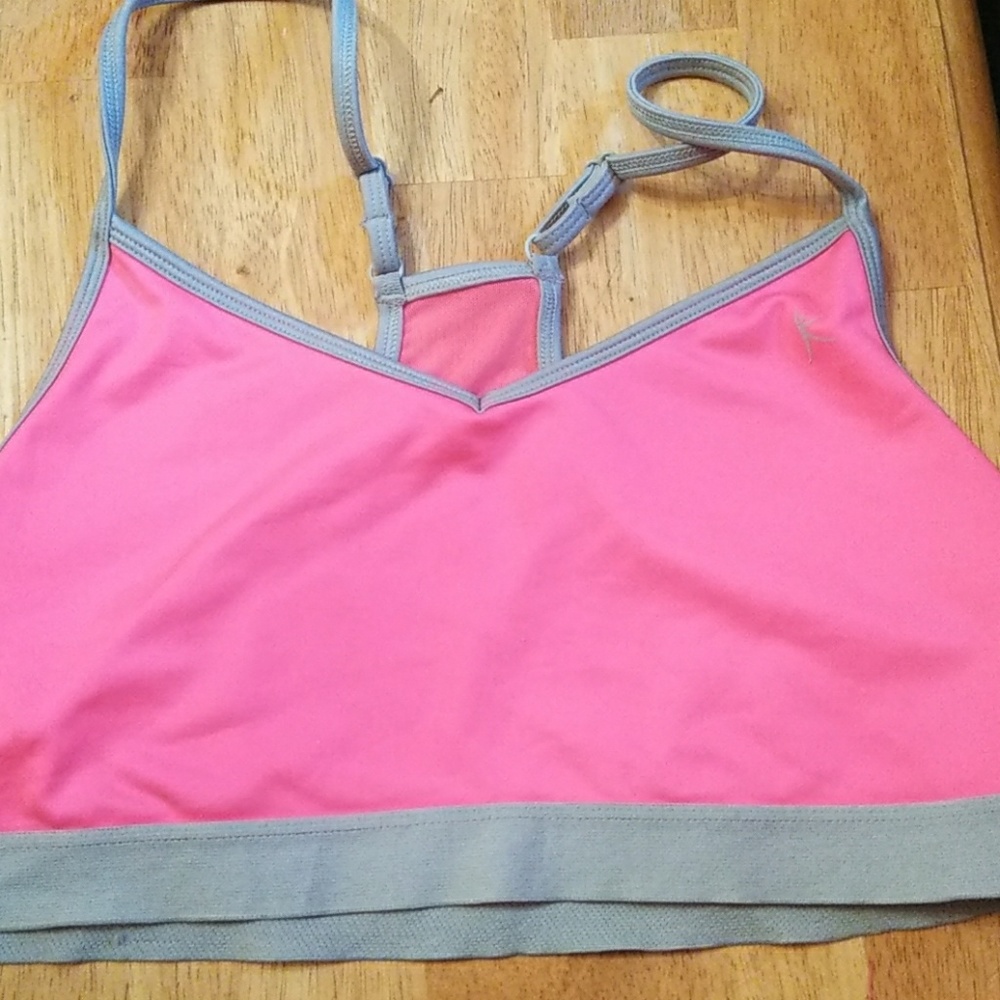 Sports bra